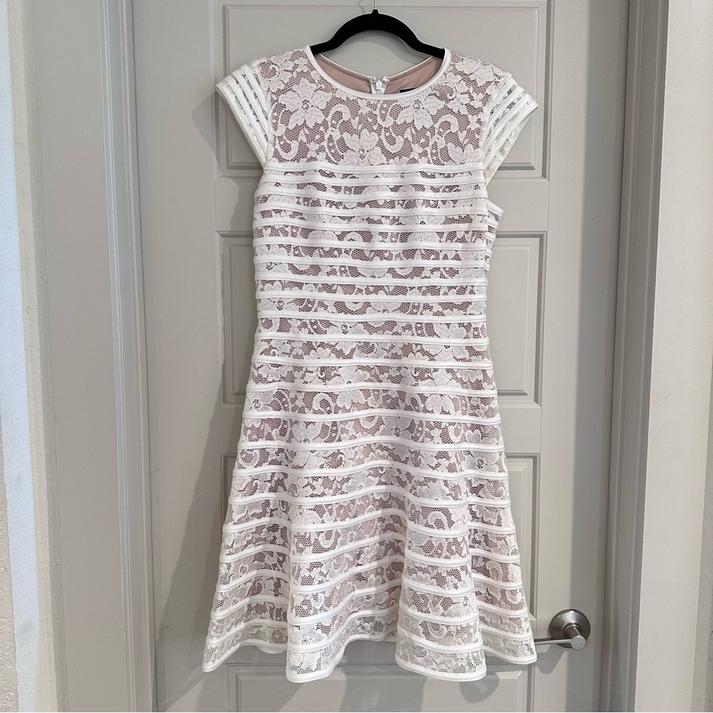 Betsy & Adam Lace White Overlay Dress Size‎ 8